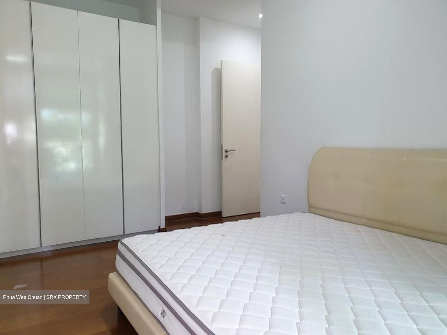 Kingsford . Hillview Peak (D23), Condominium #534354811